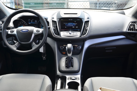 2015_Ford_Escape_1558503529.JPG