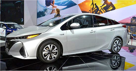 2019-Toyota-Prius-Prime-Price-and-Review.jpg