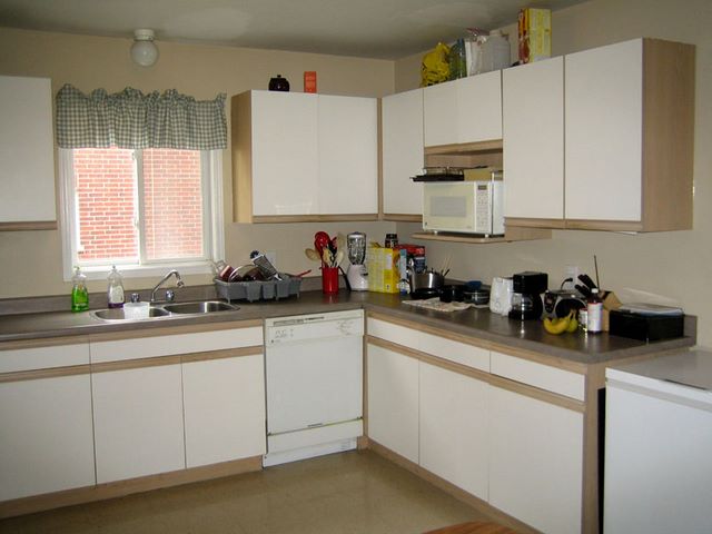 kitchen1.jpg