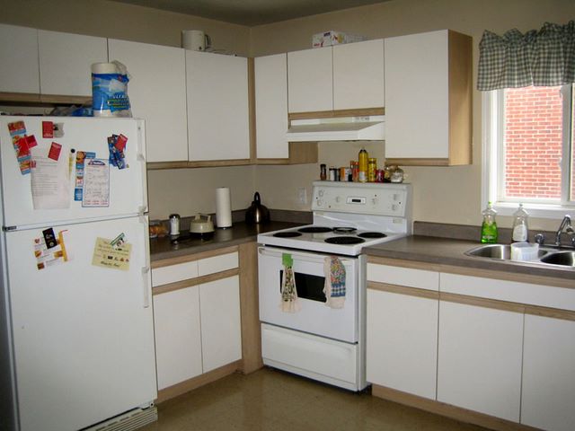 kitchen2.jpg