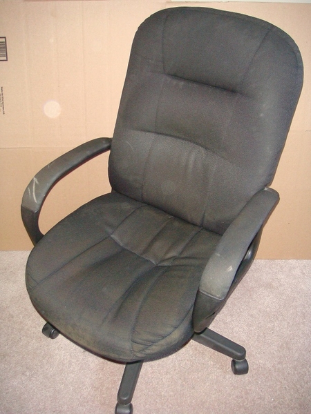 boss chair.JPG